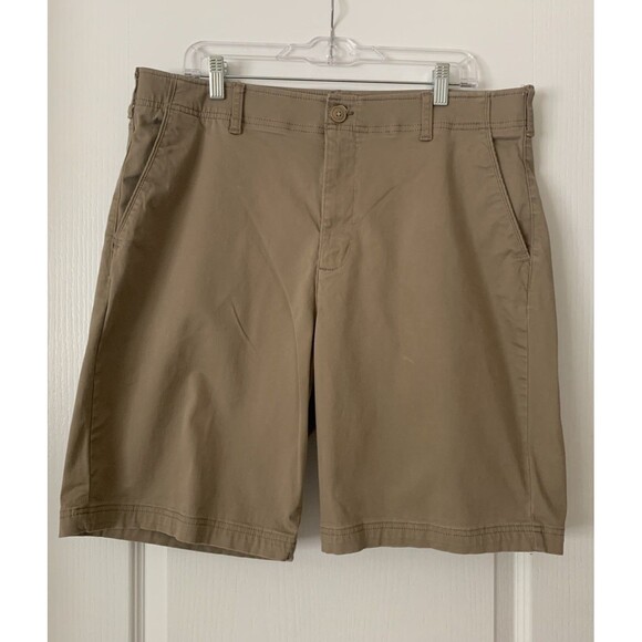 Lee Mens Extreme Motion Shorts Performance Series Khaki Tan Sz 36 Flex Waistband - Picture 1 of 9